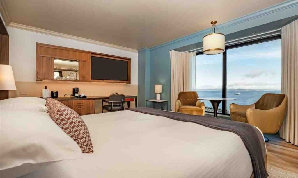 pike place market hotels